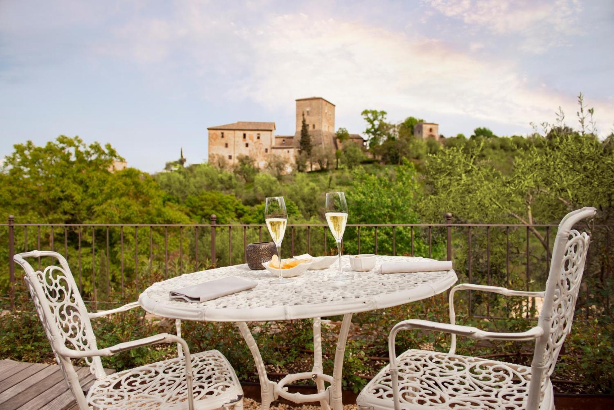 Relais Le Macine Di Stigliano Hotel